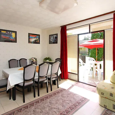 Francesco By Interhome בית נופש Balatonmáriafürdő